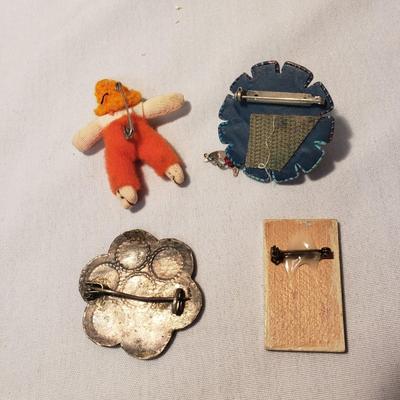 Artistic Pins and Pendants (ST-KD)