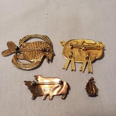 Artistic Pins and Pendants (ST-KD)