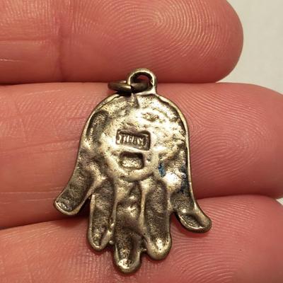 Artistic Pins and Pendants (ST-KD)