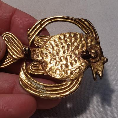 Artistic Pins and Pendants (ST-KD)