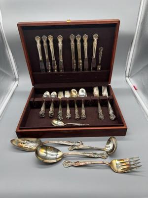 Magnolia Flatware