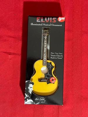 3 ELVIS ILLUMINATED MUSICAL ORNAMENTS