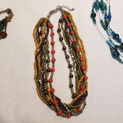 29 Piece Beaded Necklaces and Bracelets (ST-KD)