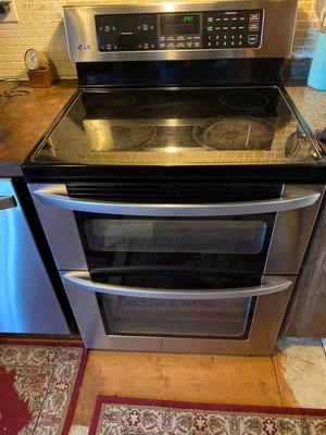 LG ELECTRIC DOUBLE OVEN RANGE