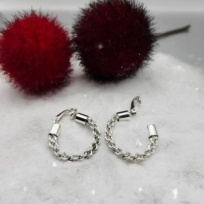 Chain Link clip earrings