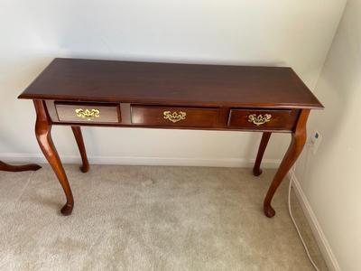 Queen Anne Style Desk