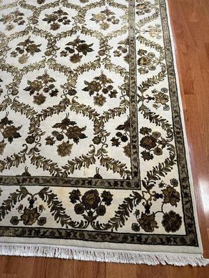 9’x12’ Area Rug (See Details)