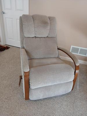 La-Z-Boy rocking reclining chair light grey fabric upholstery