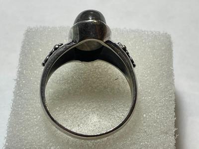 Designer Doug Paulus DP Sterling Silver .925 Fashion Ring in VG Preowned Condition. (Ring Size-8.75).