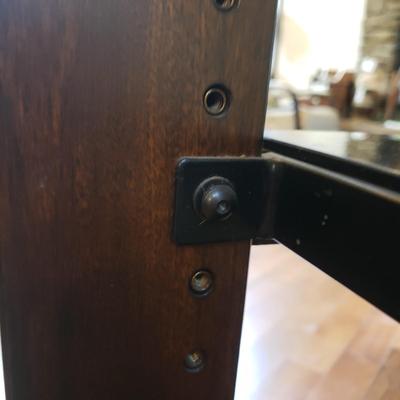 Glass Shelved Entertainment Center (LR-KD)