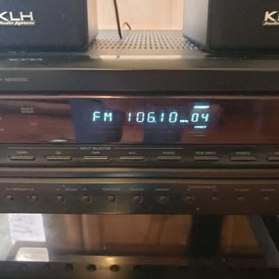 Insignia NS-R2000 Stereo Receiver W/KLH Speakers