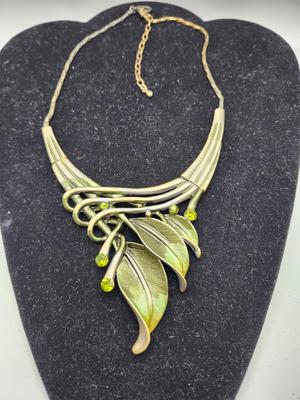 Rosemarie & Jubaleen Green Leaf Necklace