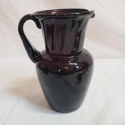 Red/Purple Pitchers, Creamers and Vase (LR-KD)