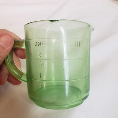 Green/Clear Glass-Kelloggs Measuring Cup, T&S Measuring Cup and More (LR-KD)