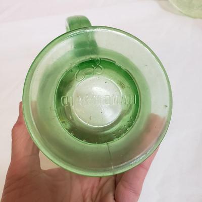Green/Clear Glass-Kelloggs Measuring Cup, T&S Measuring Cup and More (LR-KD)