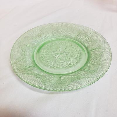 Green/Clear Glass-Kelloggs Measuring Cup, T&S Measuring Cup and More (LR-KD)