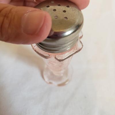 Elegant Vintage Pink Glass Collection (LR-KD)