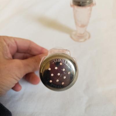 Elegant Vintage Pink Glass Collection (LR-KD)
