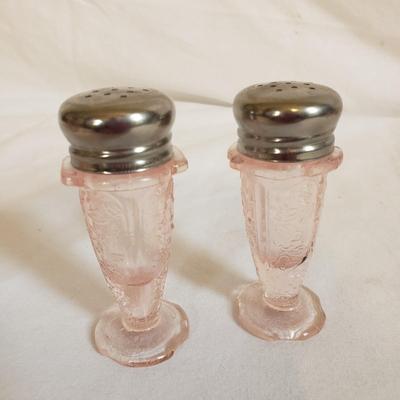 Elegant Vintage Pink Glass Collection (LR-KD)