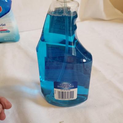 Unopened Cleaning Supplies and Tools (LR-KD)