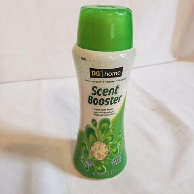 Unopened Cleaning Supplies and Tools (LR-KD)