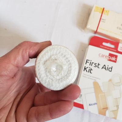 NIB Personal Care and First Aid (LR-KD)