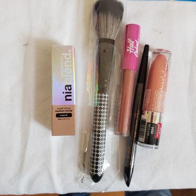 NIB Personal Care and First Aid (LR-KD)