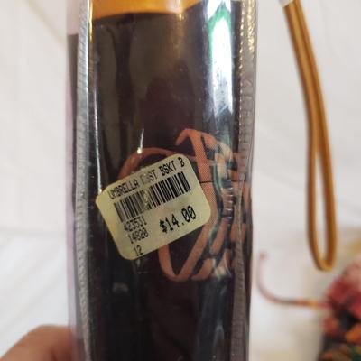 Longaberger Collectibles and More (LR-KD)