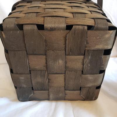Longaberger Collectibles and More (LR-KD)
