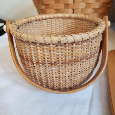 Longaberger Collectibles and More (LR-KD)