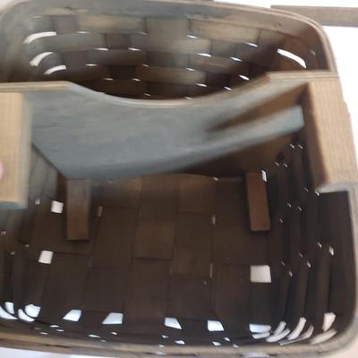 Longaberger Collectibles and More (LR-KD)