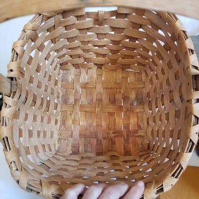 Longaberger Collectibles and More (LR-KD)