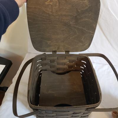 Longaberger Collectibles and More (LR-KD)