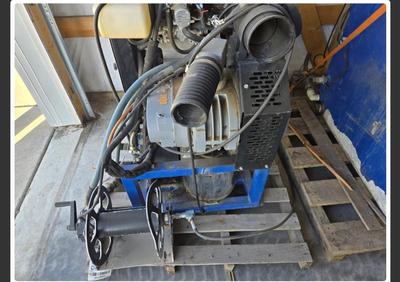 Commercial shampooing pump