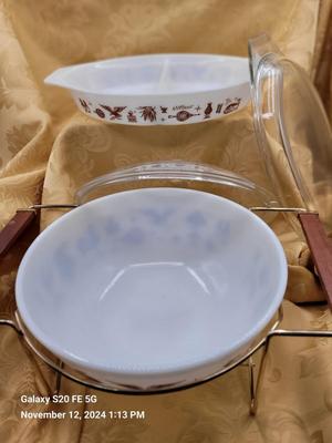 Vintage Pyrex Dishes