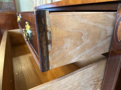 Hekman Mahogany Inlaid Bowfront Sideboard Buffet