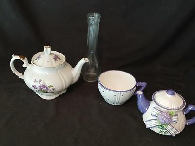 Two beautiful tea pots - 24398B Violet marked and Ganz with its own Mug