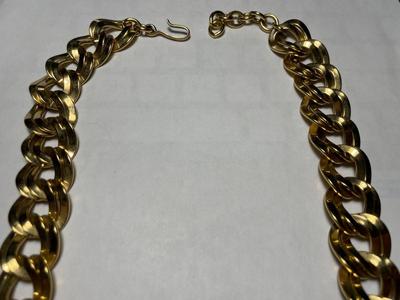 Vintage Very Heavy Gold-tone Fashion Link Adjustable Necklace 18"-19.5" in Very Good Preowned Condition as Pic'd.