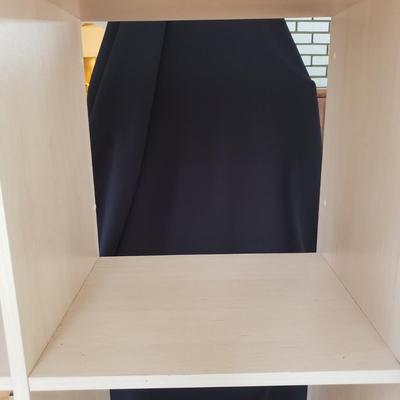 Eight Cubed Rolling Shelving Unit (S-KD)