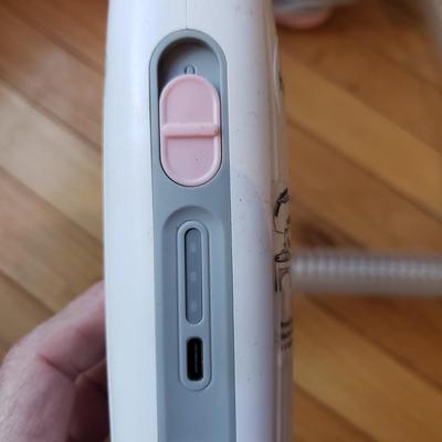 Homeika Dog Grooming Vacuum, Dog Leashes, Coat and More (S-KD)