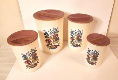 Lot #22 Vintage Set of 4 1970's Kitchen Canisters