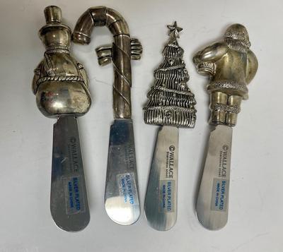Wallace Silverplate Christmas Holiday Collectible Spreaders