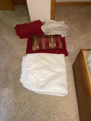 TWIN SIZE FLANNEL AND COTTEN SHESTS & SHEETS MATTRESS PAD AND BLANKET