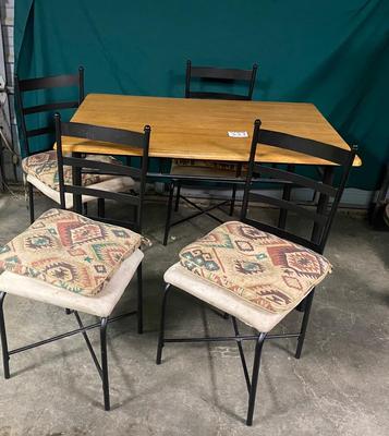 Kitchen Table with 4 Chairs