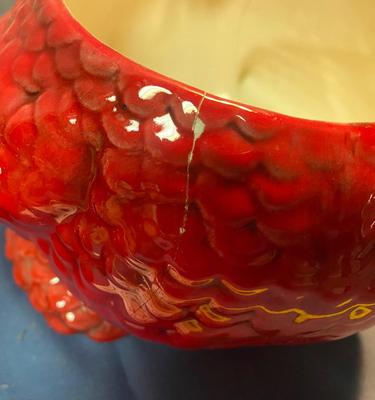 Cracked Chicken Cookie Jar