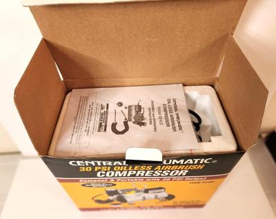 Lot #51 Central Pneumatic 30 PSI Oilless Airbrush Compressor - new in box