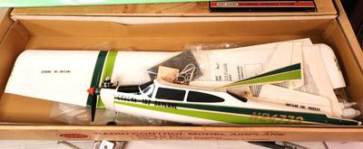 Lot #55 Cool Vintage Cox 049 Cessna 182 Skylane Radio Controlled Plane in Box