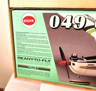 Lot #55 Cool Vintage Cox 049 Cessna 182 Skylane Radio Controlled Plane in Box