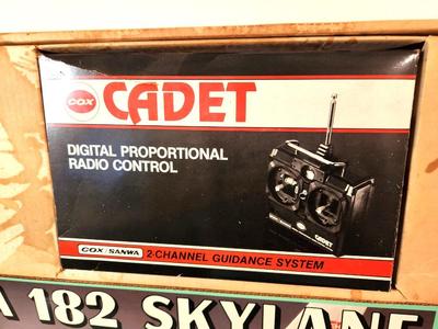 Lot #55 Cool Vintage Cox 049 Cessna 182 Skylane Radio Controlled Plane in Box