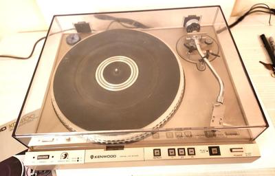 Lot #60 Kenwood Model 4100R KD Turntable with book/box